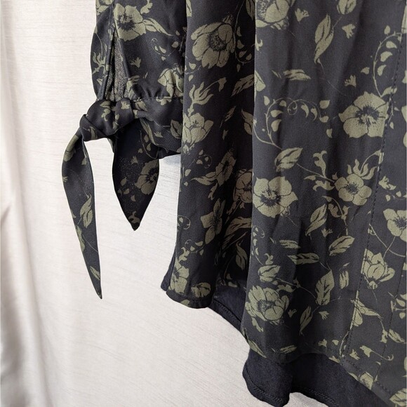 Fortune + Ivy Sz MEDIUM Black & Olive Green Floral Top 3/4 Sleeve Bohemian Tunic - Picture 13 of 13